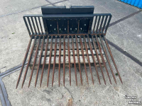 Skeleton buckets GP Tegelriek 140 cm