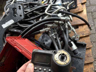 Other tractors and accessories Alö Aanbouwdelen en  elektrische bediening Alo Quick