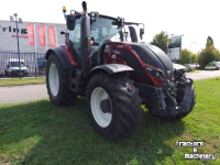 Tractor Valtra T214 Direct