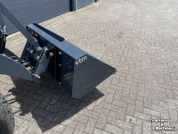 Loading buckets VTM SC Grondbak 140 met Giant aanbouw