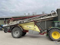 Fieldsprayer pull-type Hardi commander 4500 I Twin Force