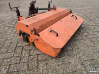 Sweeper Kubota Veegmachine 125 cm