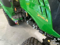Small-track Tractor John Deere 2026R