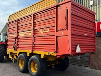 Self-loading wagon Schuitemaker Rapide 125 S opraapwagen. Weidebouwmachines