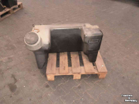 Diverse used spare-parts Massey Ferguson Brandstoftank 3000-serie