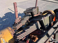 Diverse used spare-parts  Bladveer landbouwwagen wagen
