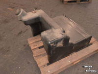 Diverse used spare-parts Massey Ferguson BRANDSTOFTANK 3000-SERIE