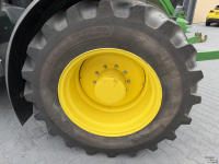 Tractor John Deere 6215R