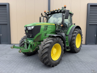 Tractor John Deere 6215R
