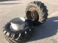 Wheels, Tyres, Rims & Dual spacers Good Year 480/70R30 Dubbellucht naast 20.5R25