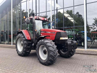 Tractor Case-IH MX135