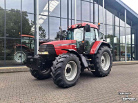 Tractor Case-IH MX135