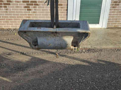 Frontweights Massey Ferguson 5445