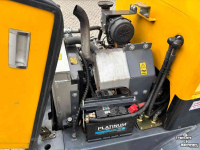 Wheelloader Eurotrac W13 shovel