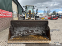 Wheelloader Komatsu Shovel WA270 8