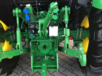 Horticultural Tractors John Deere 5058E 24F/12R PR Compact Tractor