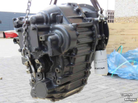 Backhoe New Holland PowerShift Transmission voor L115 LB115B LB 110 LB90 CNH parts nr:84136448B