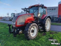 Tractors Valtra M130