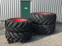 Wheels, Tyres, Rims & Dual spacers Michelin 650/65R42 + 480/70R30 spoor 213cm