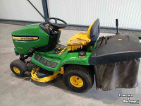 Ride-on mower John Deere X 300R zitmaaier