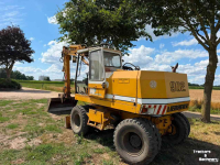Excavator mobile Liebherr A902