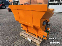 Straw spreader for boxes Flingk KSS-1015