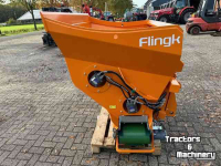 Straw spreader for boxes Flingk KSS-1015