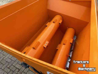Straw spreader for boxes Flingk KSS-1015