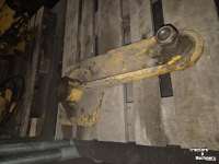 Diverse used spare-parts  Onderplaat 90 graden draaikop