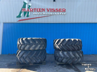 Wheels, Tyres, Rims & Dual spacers Michelin Set 500/70-24  JCB 10-gaats 90%