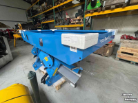 Fertilizer spreader Lemken Tauri 8