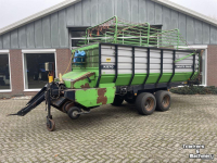 Self-loading wagon Deutz-Fahr Deutz-Fahr K570 opraapwagen