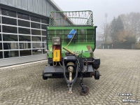 Self-loading wagon Deutz-Fahr Deutz-Fahr K570 opraapwagen