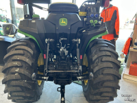 Small-track Tractor John Deere 3038E