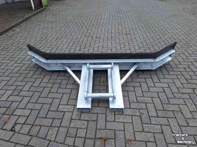 Rubber yard scraper  Heavy-Duty S60 rubberschuif 255 cm / modderschuif / wegenschuif