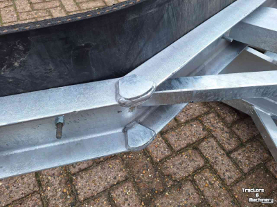 Rubber yard scraper  Heavy-Duty S60 rubberschuif 255 cm / modderschuif / wegenschuif