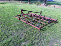 Cultivator  Triltand cultivator met verkruimelrol rol