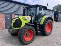 Tractor Claas Arion 530 Cis