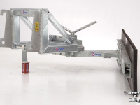 Rubber yard scraper Qmac 240 MECH MET GIANT AANSLUITING