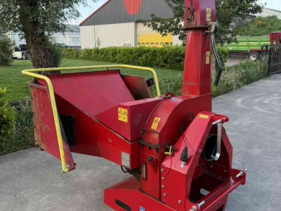 Wood Chipper Lindana TP 200 PTO