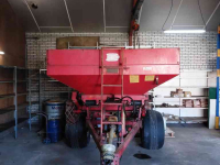 Lime spreader Bredal Bredal kalkstrooier / kunstmeststrooier