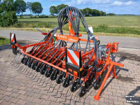 Seed drill Kubota SB 1300 schijf kouter balk, zaaimachine