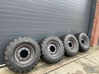 Wheels, Tyres, Rims & Dual spacers Alliance 365/70R18