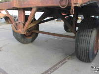 Agricultural wagon  landbouwwagen Balenwagen aanhangwagen aanhanger 4-wielige wagen kar balenkar