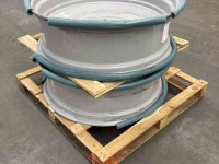 Wheels, Tyres, Rims & Dual spacers Molcon 10 x 32 vast
