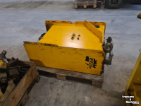 Diverse used spare-parts  512 513 tank zonder broedstuk
