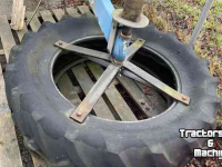Feed sweeper wheel AP Voerveegband /  Voeraanveegband / Voerband