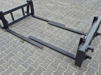Front-end loader  Palletvork vorkenbord lepelbord met euro aansluiting Balenprikker.