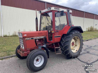 Tractor International 745XL 2wd MARGE!