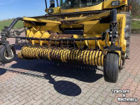 Forage-harvester New Holland FX 60 Zelfrijdende Veldhakselaar + PU